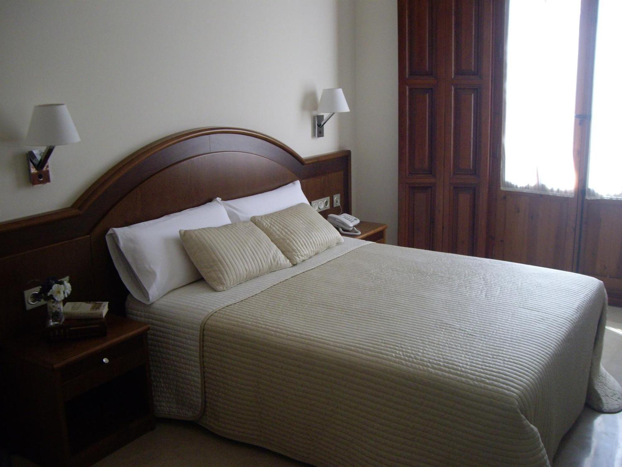 Hotel San Sebastian Hospederia Cieza Ngoại thất bức ảnh