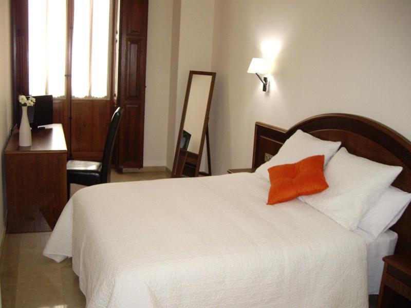 Hotel San Sebastian Hospederia Cieza Ngoại thất bức ảnh
