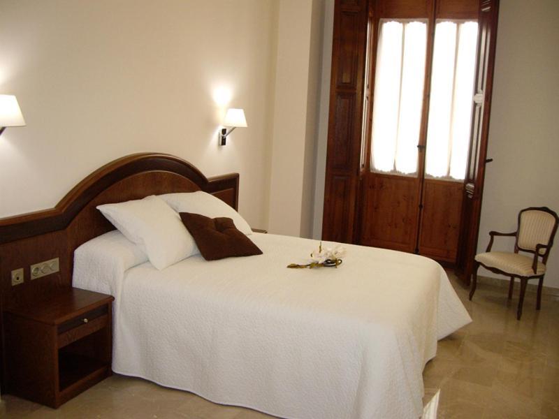 Hotel San Sebastian Hospederia Cieza Phòng bức ảnh